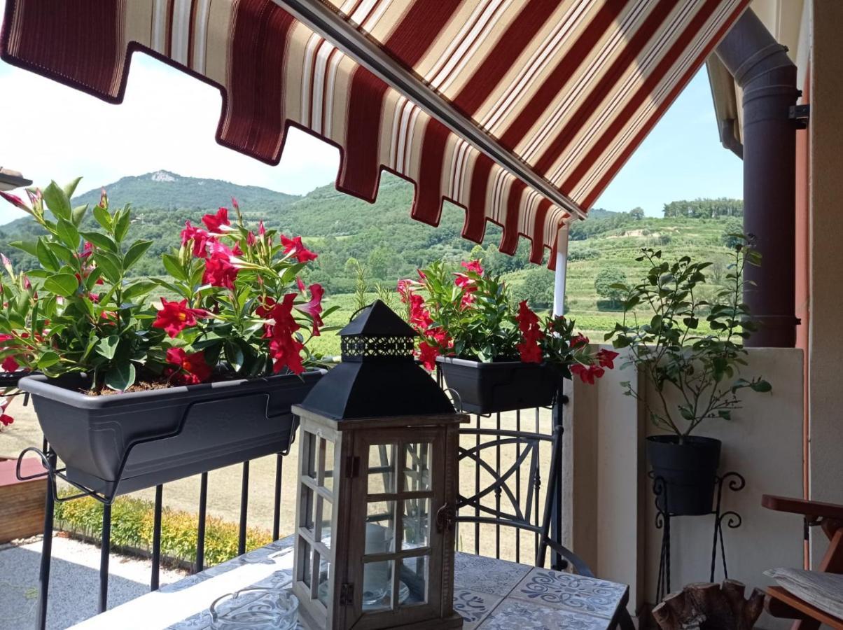 Alloggio La Perla, Quiete Ed Eleganza Con Vista Barbarano Vicentino Exterior photo